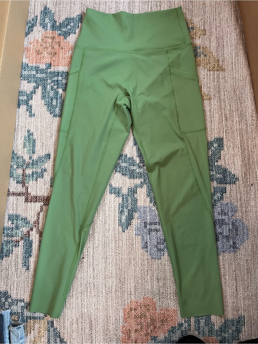 aerie Green High-Waist Leggings with Side Pockets